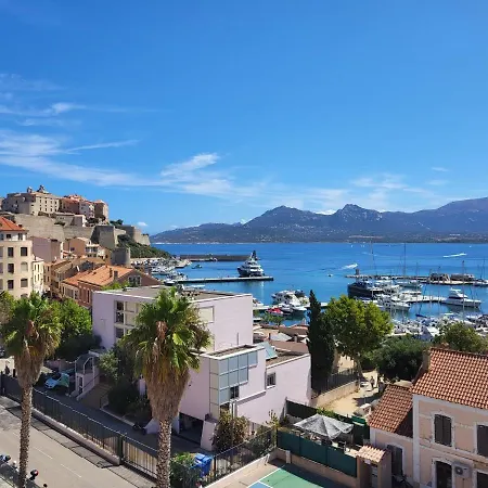 Sur La Baie, En Centre * Calvi (Corsica)