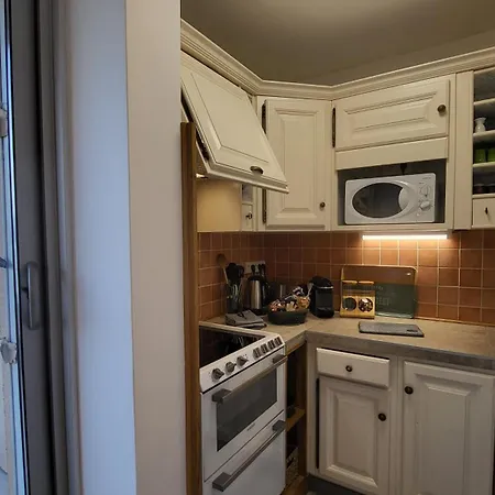 Sur La Baie, En Centre * 卡尔维