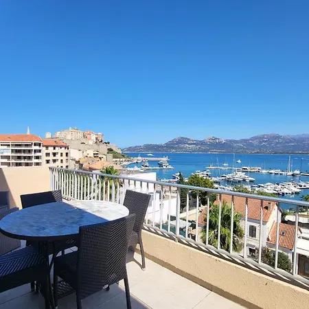 Appartamento Sur La Baie, En Centre Calvi (Corsica)