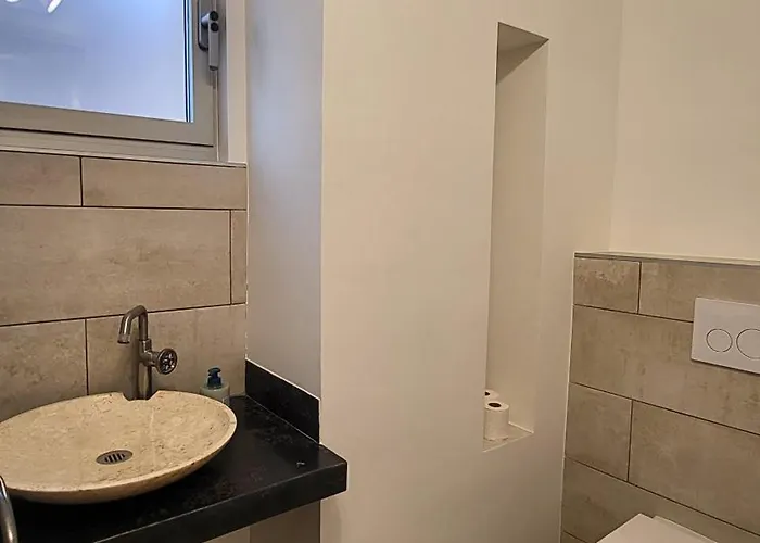 Appartement Sur La Baie, En Centre *