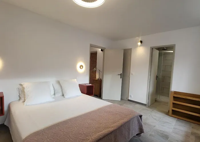 Appartement Sur La Baie, En Centre Calvi (Corsica)